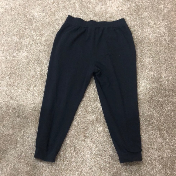 Sweatpants, size M - Picture 2 of 3
